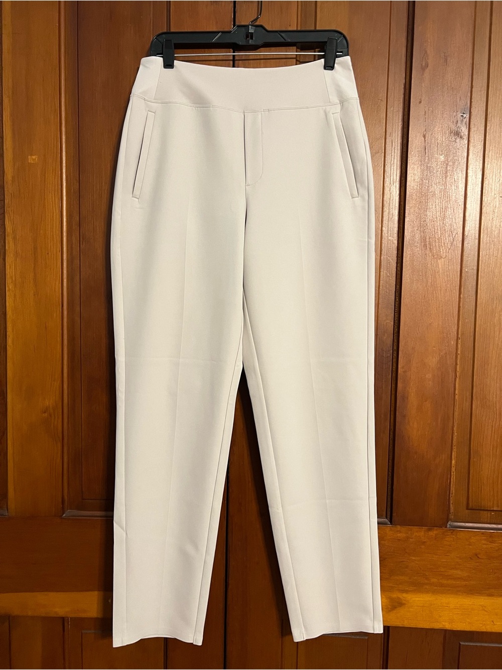 ATHLETA Brooklyn Ankle Pants Women’s Size 8 Tall Ivory Wrinkle Resistant